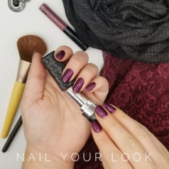 Color Street 100% Nail Polish Strips New York Minute RETIRED Set - Picture 4 of 7